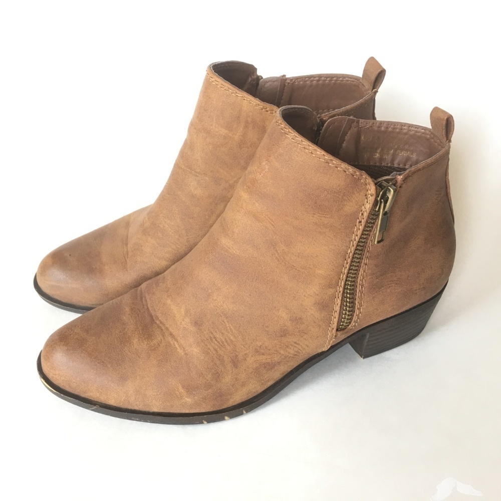 Madden Girl Bolerooo Ankle Booties Boots Size 7M